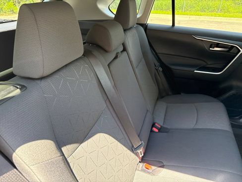 Used 2024 Toyota RAV4 XLE FWD image 14