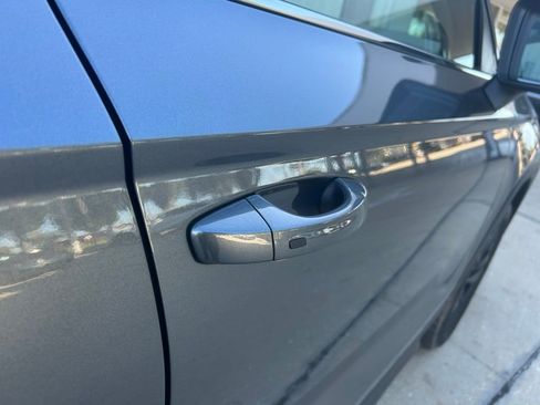 New 2026 Volkswagen Taos SE image 32