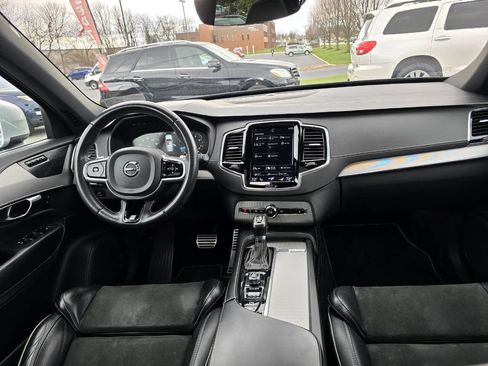 Used 2019 Volvo XC90 T6 R-Design w/ Protection Package image 34