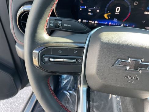 Used 2024 Chevrolet Colorado Z71 w/ Z71 Convenience Package 2 image 14