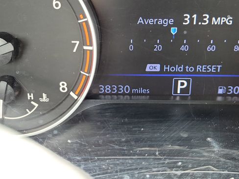 Used 2025 Nissan Altima 2.5 SV FWD image 24