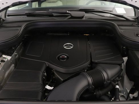 New 2026 Mercedes-Benz GLE 450 4MATIC image 9