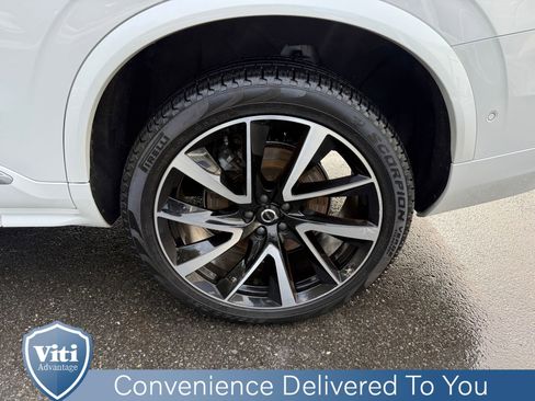 Certified 2023 Volvo XC90 B6 Plus image 13