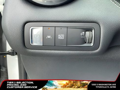 Used 2024 Chevrolet Blazer EV LT AWD/4WD image 27
