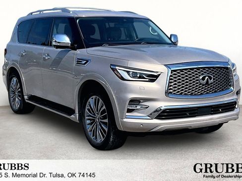 Used 2018 INFINITI QX80 4WD w/ Deluxe Technology Package image 1