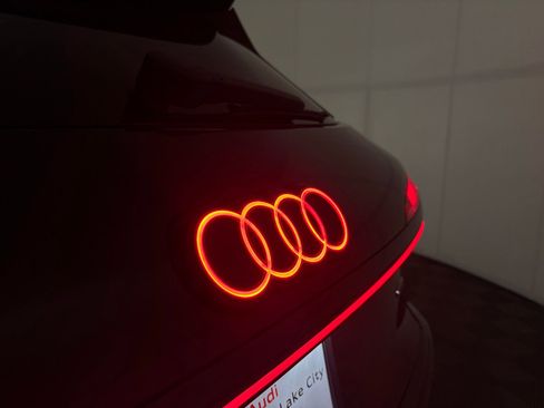 New 2026 Audi Q3 quattro 2.0T AWD/4WD image 20