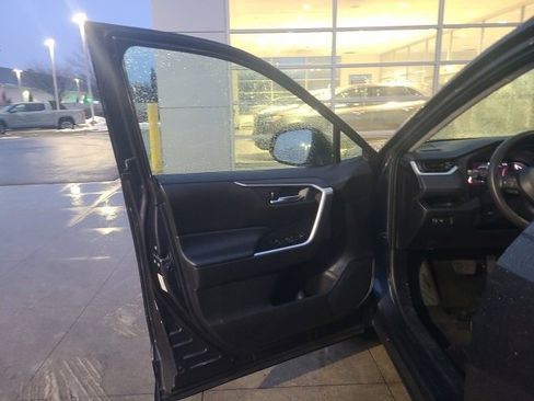 Used 2024 Toyota RAV4 XLE image 17