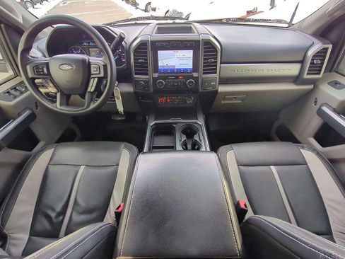 Used 2020 Ford F250 XLT w/ XLT Premium Package image 15