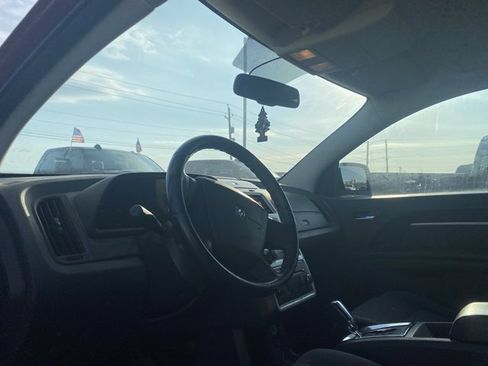Used 2010 Dodge Journey SXT w/ Flexible Seating Group image 10