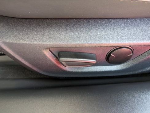 Certified 2025 Ford Mustang Premium image 18