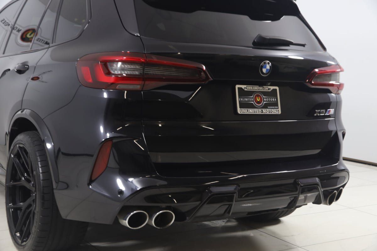 Used 2021 BMW X5 M w/ Executive Package AWD/4WD image 27