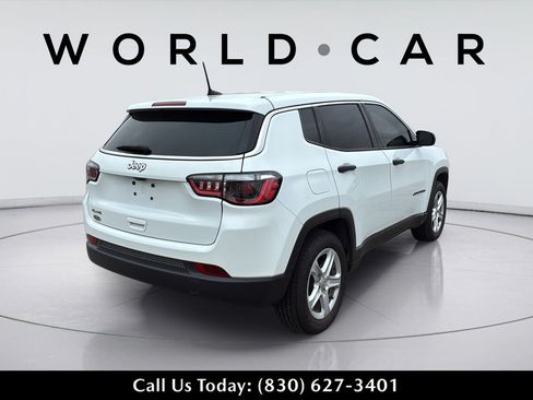 Used 2023 Jeep Compass Sport AWD/4WD image 17