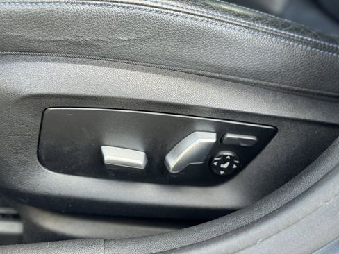 Used 2018 BMW 540i xDrive image 22