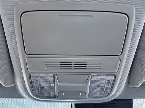 Used 2022 Honda Accord Hybrid image 18