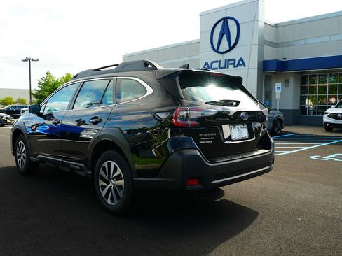 Used 2025 Subaru Outback AWD/4WD image 5
