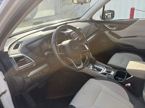 Used 2022 Subaru Forester Premium image 23