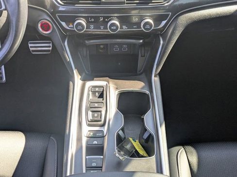 Used 2022 Honda Accord Sport image 21