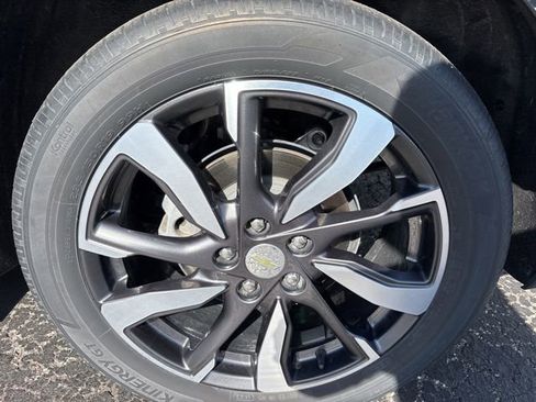 Used 2022 Chevrolet Equinox LT FWD image 20