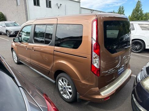 Used 2014 Ford Transit Connect Titanium FWD image 6