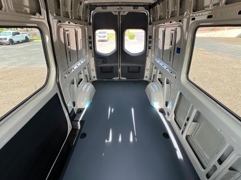 New 2026 Mercedes-Benz Sprinter 2500 image 22