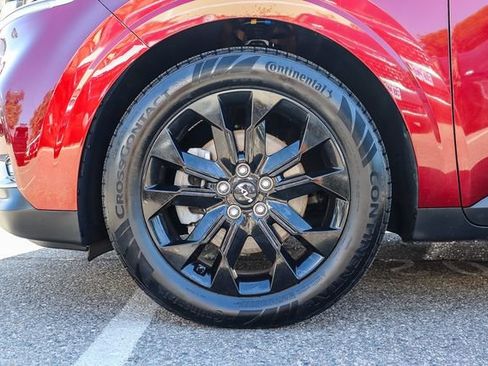 Certified 2024 Kia Carnival SX Prestige FWD image 12