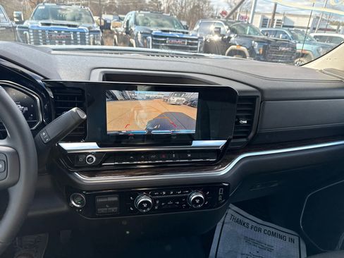 Certified 2025 GMC Sierra 1500 Elevation image 20