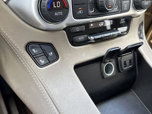 Used 2020 GMC Yukon SLT w/ Open Road Package image 34