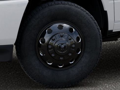 New 2026 RAM 3500 Big Horn AWD/4WD image 8