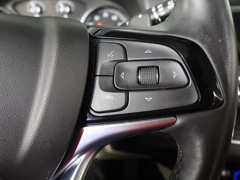 Used 2023 Buick Enclave Essence AWD/4WD image 41