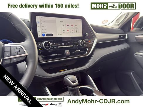 Used 2024 Toyota Highlander Platinum image 20