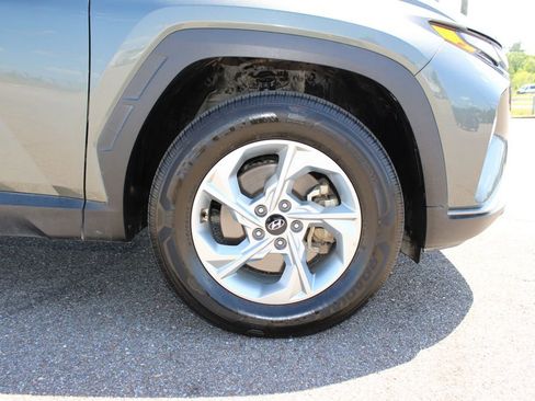 Used 2023 Hyundai Tucson SE AWD/4WD image 5