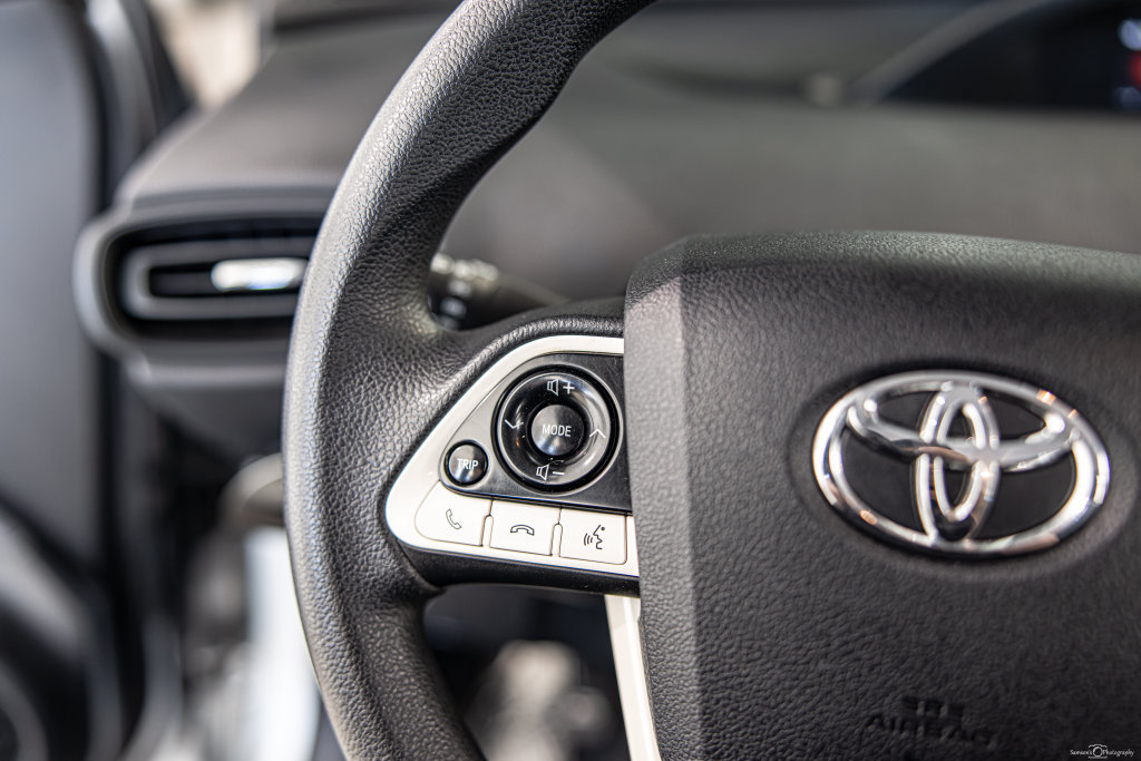 Used 2017 Toyota Prius Two FWD image 23