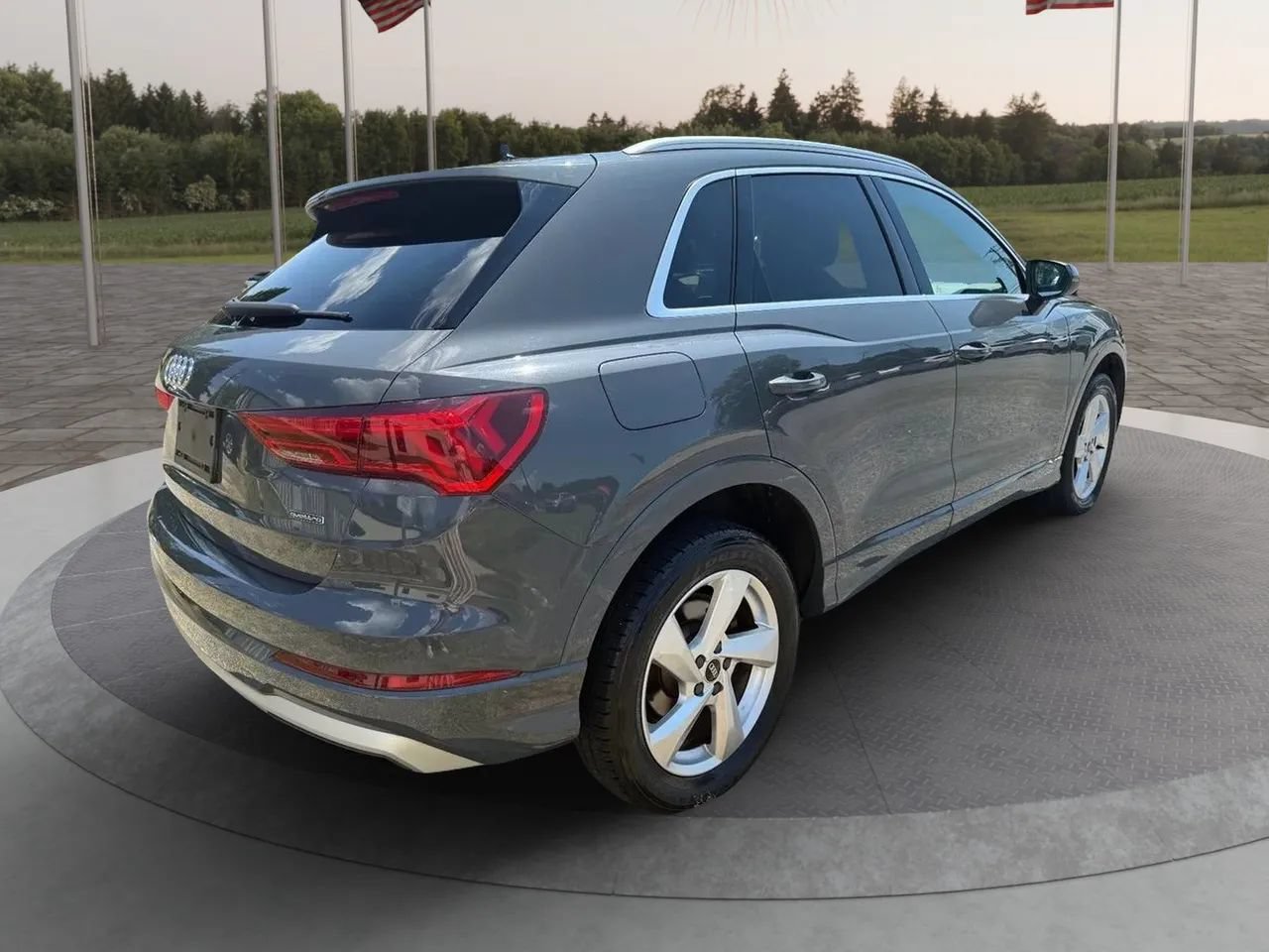 Used 2021 Audi Q3 2.0T Premium AWD/4WD image 5