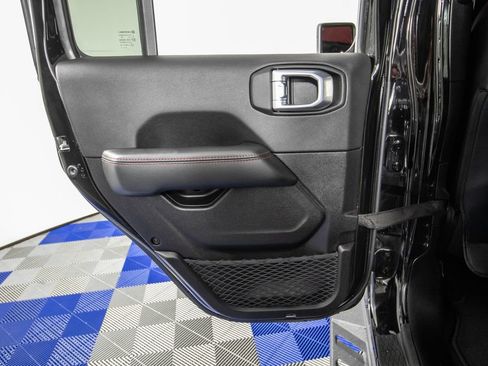 Used 2023 Jeep Gladiator Rubicon w/ LED Lighting Group AWD/4WD image 15