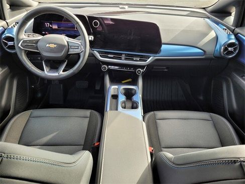 Used 2024 Chevrolet Equinox EV LT image 14