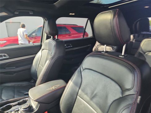 Used 2019 Ford Explorer Sport w/ Equipment Group 401A image 13