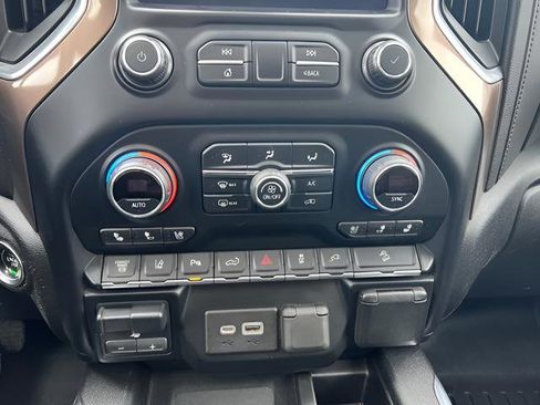 Used 2020 Chevrolet Silverado 2500 High Country w/ Z71 Off-Road Package AWD/4WD image 15