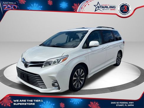 Used 2018 Toyota Sienna Limited Premium FWD image 1