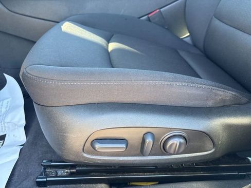 Used 2023 Chevrolet Malibu LT image 10