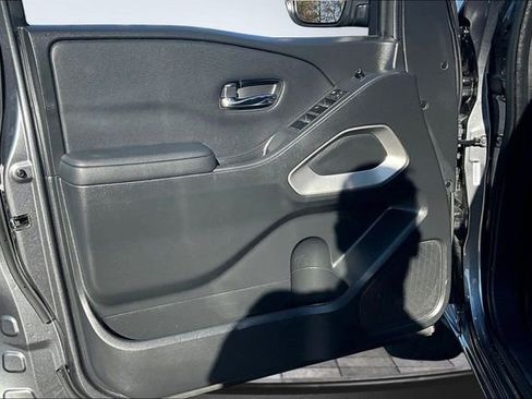 Used 2024 Nissan Frontier SV AWD/4WD image 20
