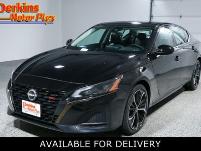 Used 2024 Nissan Altima 2.5 SR