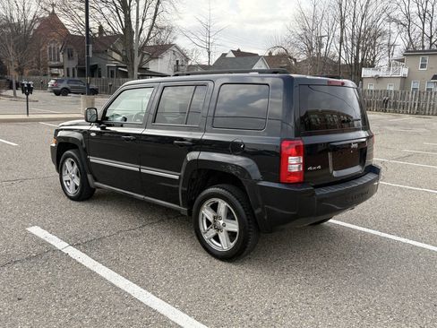 Used 2010 Jeep Patriot Latitude AWD/4WD image 15