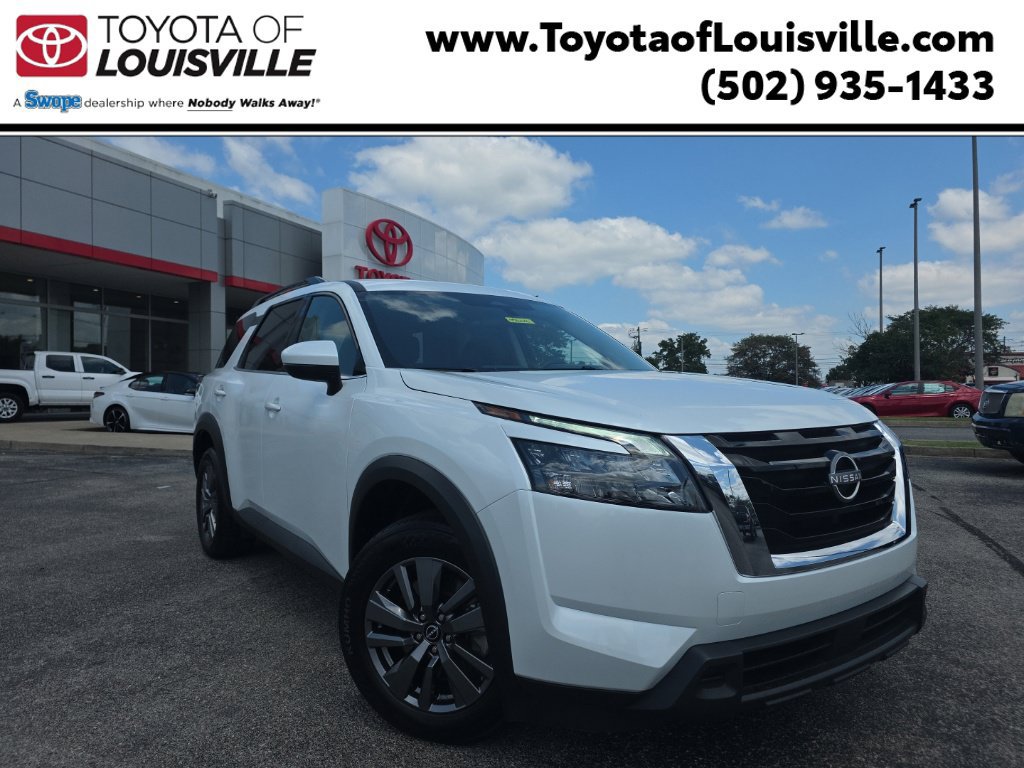 Used 2025 Nissan Pathfinder SV AWD/4WD image 1