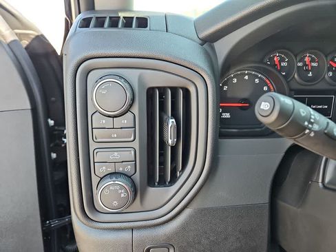 Used 2025 Chevrolet Silverado 2500 Custom w/ Custom Convenience Package AWD/4WD image 27