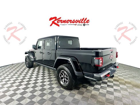 New 2025 Jeep Gladiator Rubicon image 5