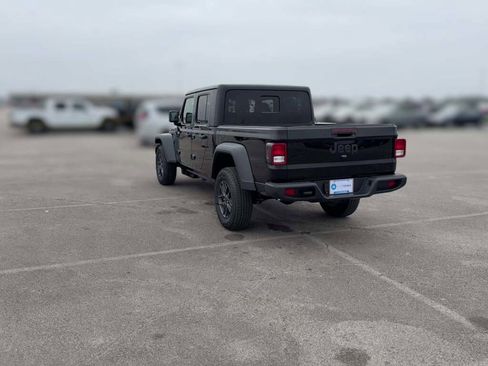 New 2026 Jeep Gladiator Sport image 9