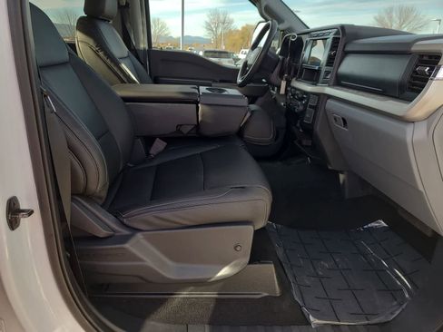 Used 2023 Ford F350 XLT image 22