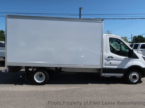 Used 2018 Ford Transit 350 156 DRW RWD image 6