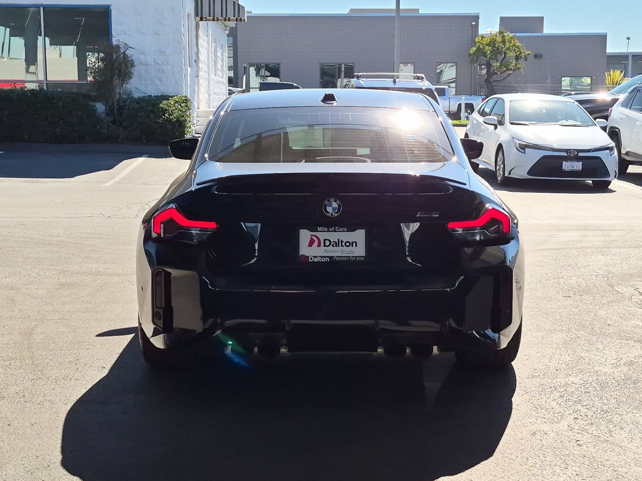 Used 2025 BMW M2 w/ Lighting Package RWD image 7