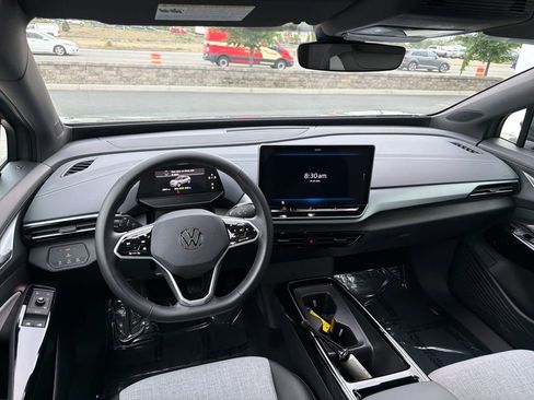 Used 2025 Volkswagen ID.4 Pro AWD/4WD image 15
